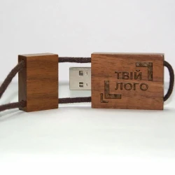 USB-Флешка на 32Gb на шнурке с логотипом